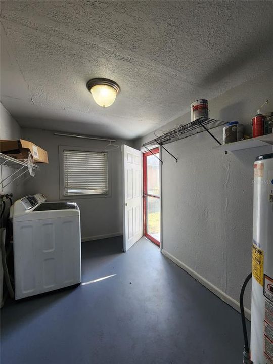 For Sale: $250,000 (3 beds, 1 baths, 1220 Square Feet)