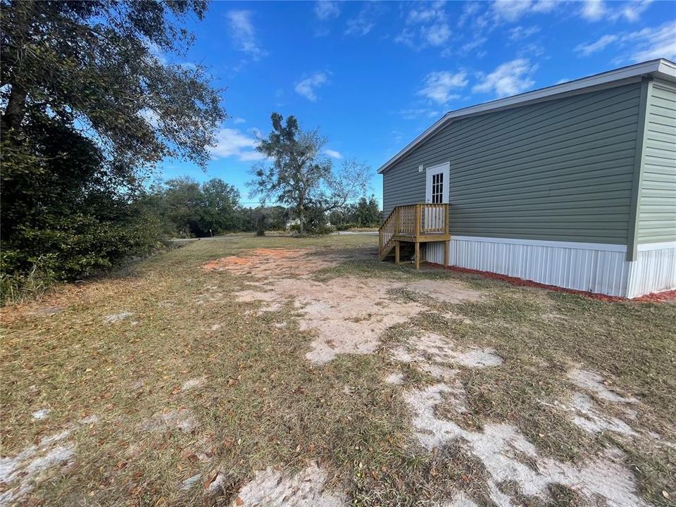 Side Entry with Driveway