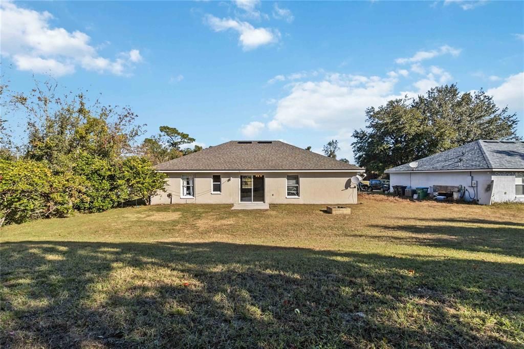 For Sale: $260,000 (3 beds, 2 baths, 1240 Square Feet)