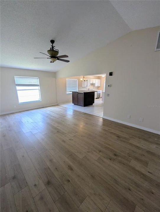 For Sale: $369,900 (3 beds, 2 baths, 1235 Square Feet)