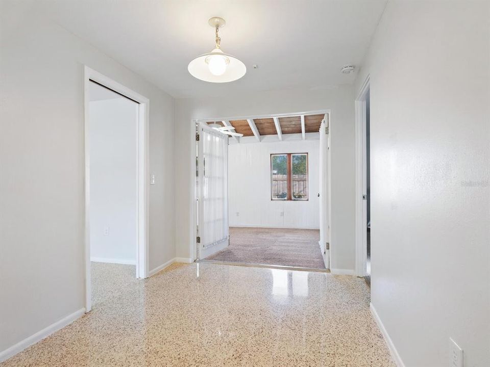 For Sale: $349,000 (3 beds, 2 baths, 1757 Square Feet)