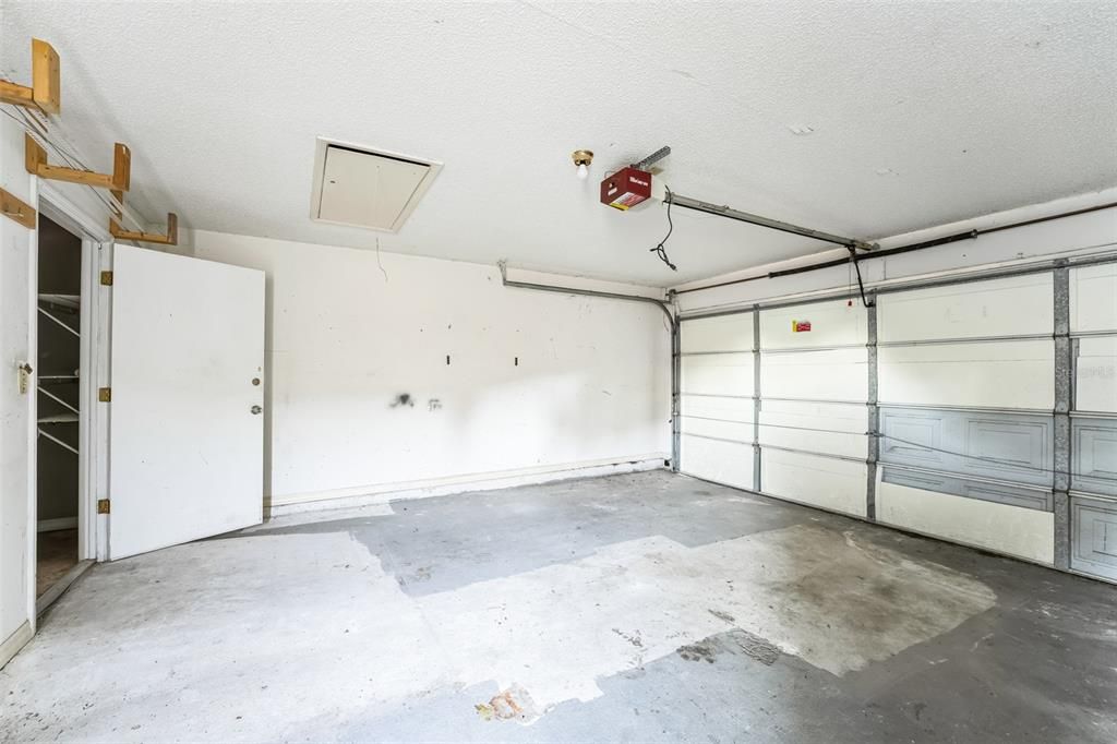 合同活跃: $244,999 (3 贝兹, 2 浴室, 1618 平方英尺)