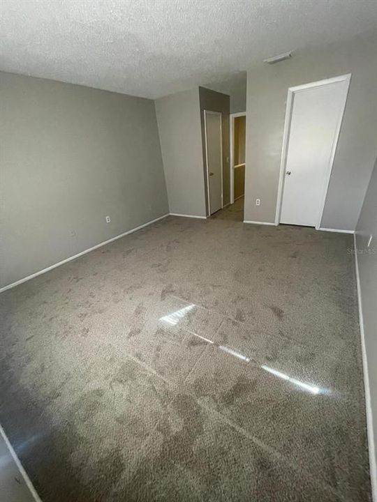 For Rent: $1,200 (1 beds, 1 baths, 765 Square Feet)