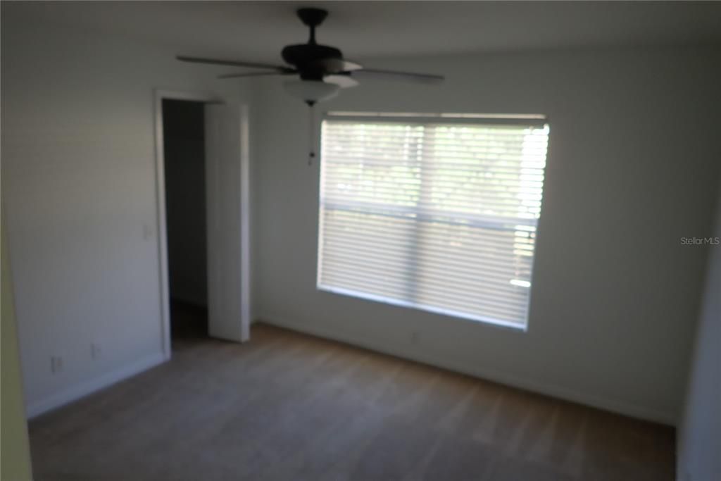 For Sale: $305,000 (3 beds, 2 baths, 1408 Square Feet)