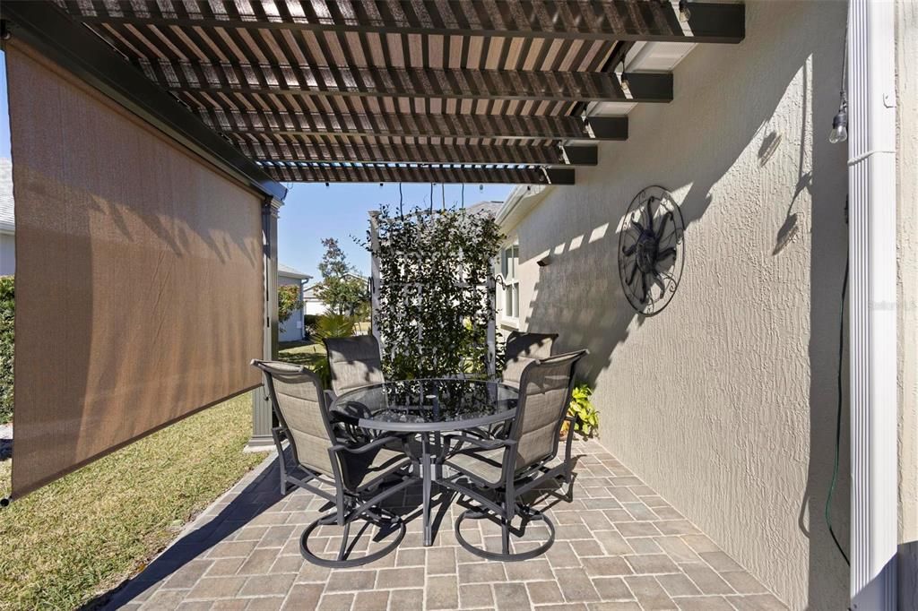 Pergola with shade cloth