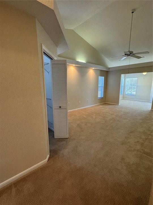 For Rent: $2,990 (3 beds, 2 baths, 2490 Square Feet)