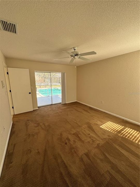 For Rent: $2,990 (3 beds, 2 baths, 2490 Square Feet)