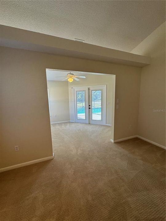 For Rent: $2,990 (3 beds, 2 baths, 2490 Square Feet)