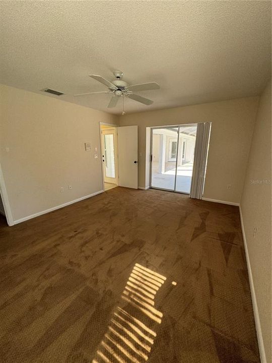 For Rent: $2,990 (3 beds, 2 baths, 2490 Square Feet)