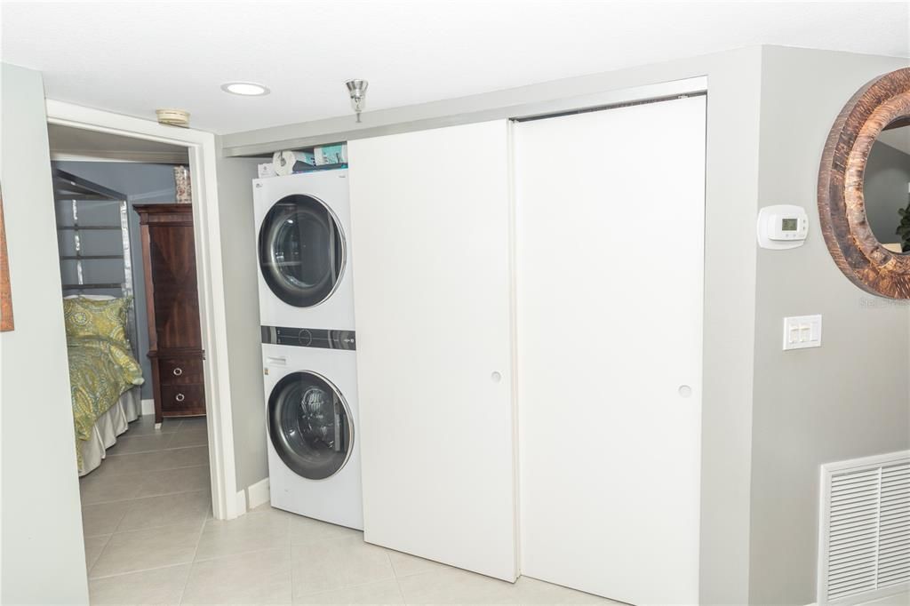 High End Washer And Dryer In Condo!