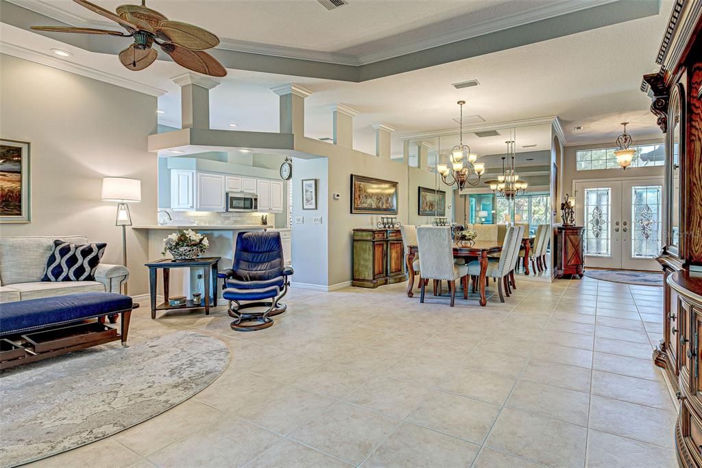 Entertain in style with this smart, open floorplan.