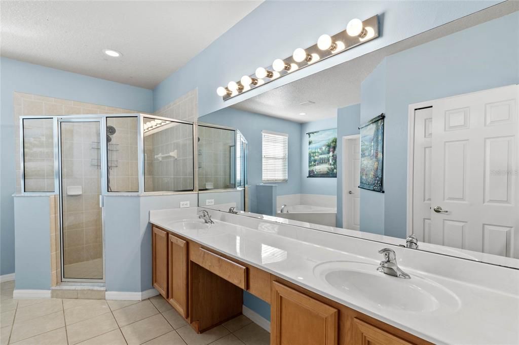 Master Bathroom with dual sinks& shower