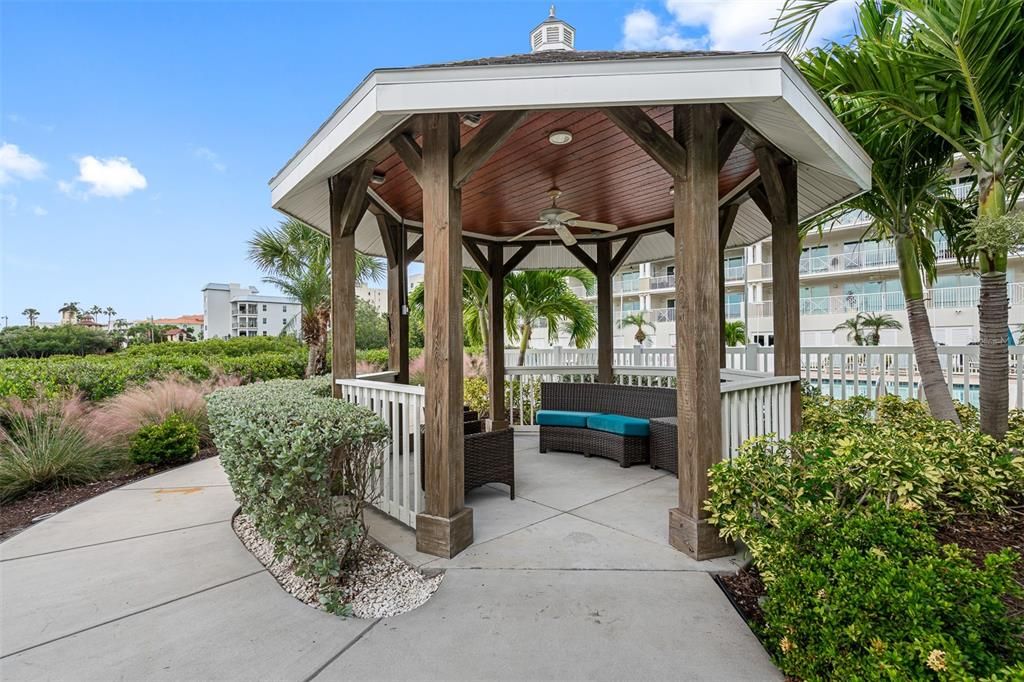 For Sale: $1,225,500 (3 beds, 2 baths, 1640 Square Feet)