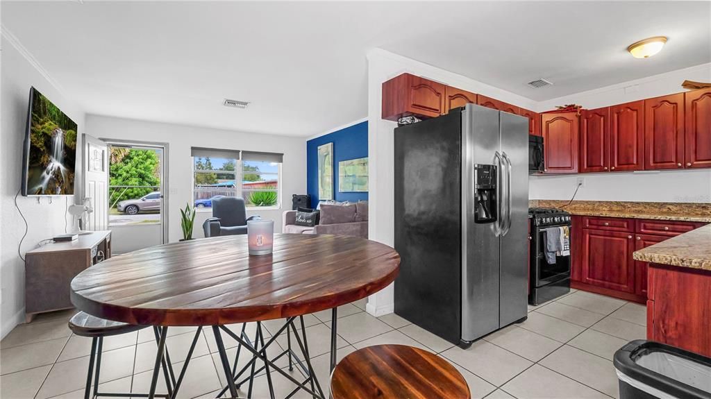 For Sale: $450,000 (4 beds, 2 baths, 1428 Square Feet)