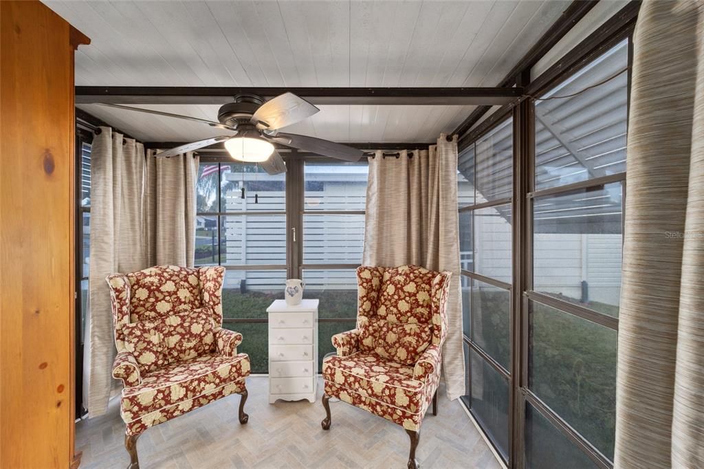 Vinyl Stackable Windows on Enclosed Florida Room