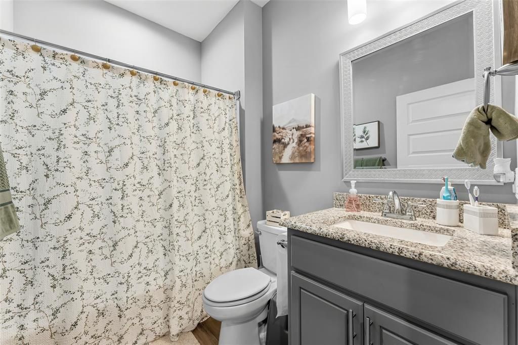 На продажу: $310,000 (3 спален, 2 ванн, 1456 Квадратных фут)