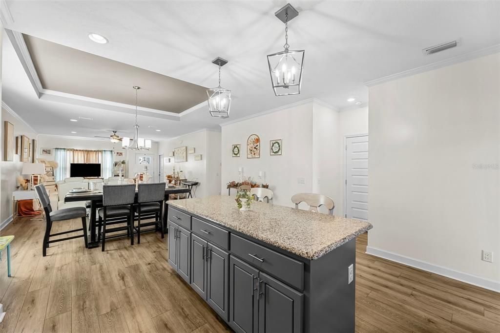 На продажу: $310,000 (3 спален, 2 ванн, 1456 Квадратных фут)