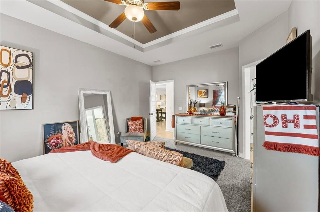 На продажу: $310,000 (3 спален, 2 ванн, 1456 Квадратных фут)