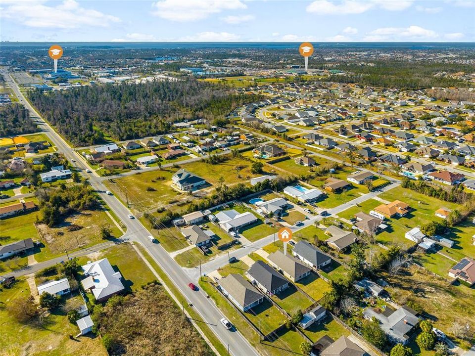 На продажу: $310,000 (3 спален, 2 ванн, 1456 Квадратных фут)