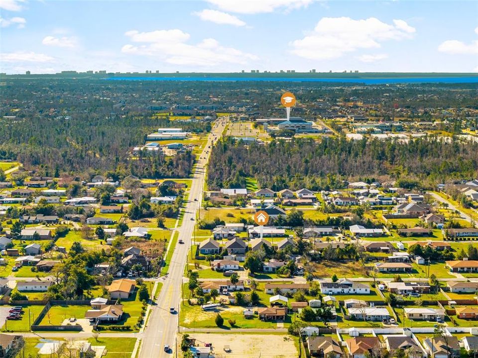 На продажу: $310,000 (3 спален, 2 ванн, 1456 Квадратных фут)