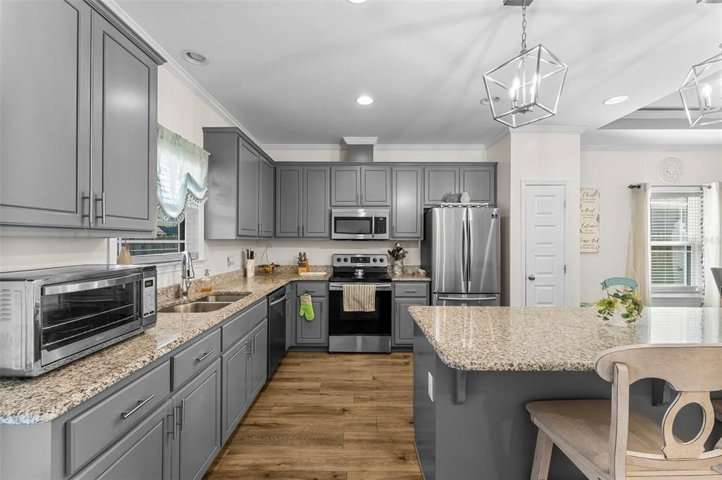 На продажу: $310,000 (3 спален, 2 ванн, 1456 Квадратных фут)