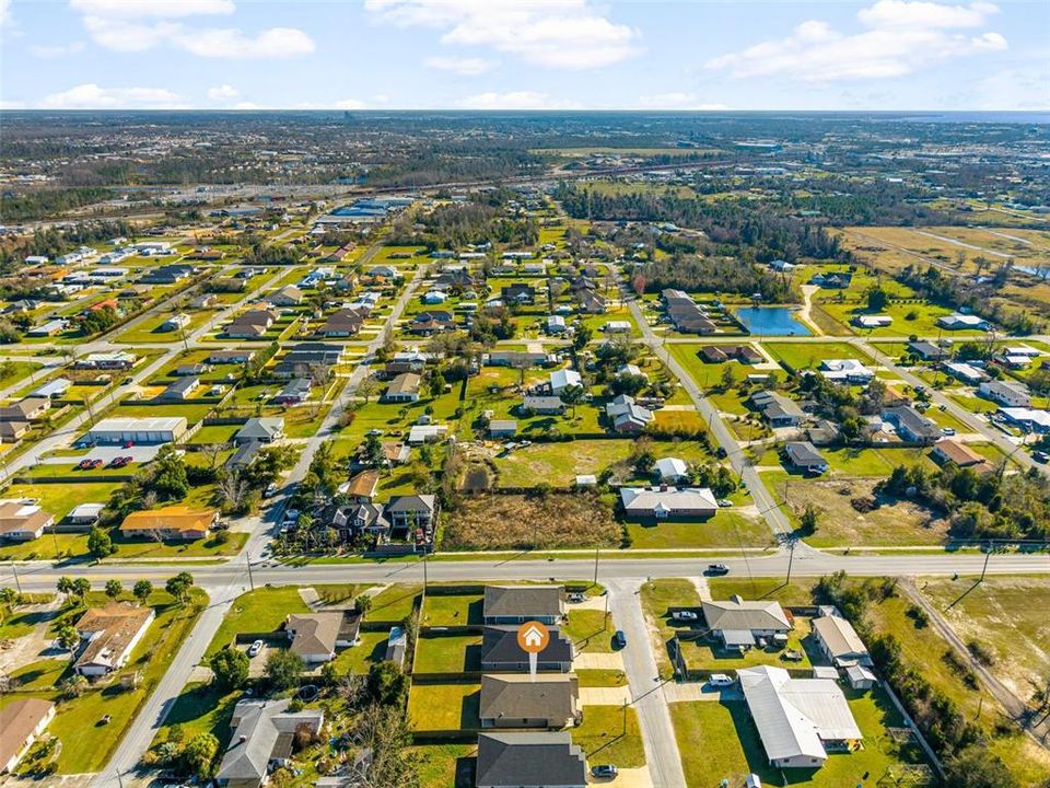 На продажу: $310,000 (3 спален, 2 ванн, 1456 Квадратных фут)