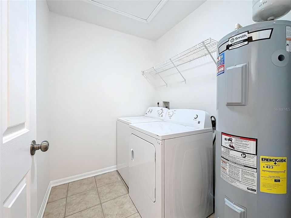 For Sale: $265,000 (2 beds, 1 baths, 1252 Square Feet)