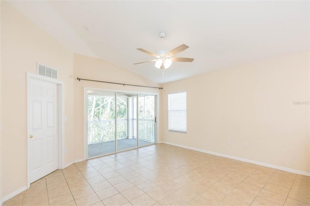 For Sale: $299,000 (3 beds, 2 baths, 1624 Square Feet)