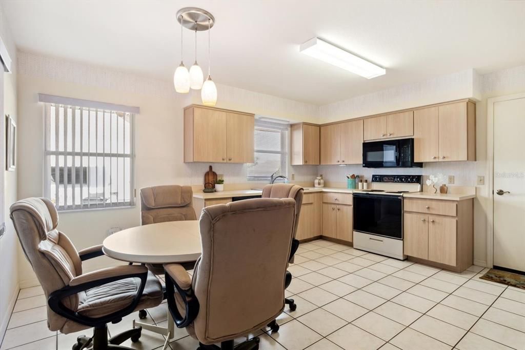 Spacious, inviting eat-in kitchen