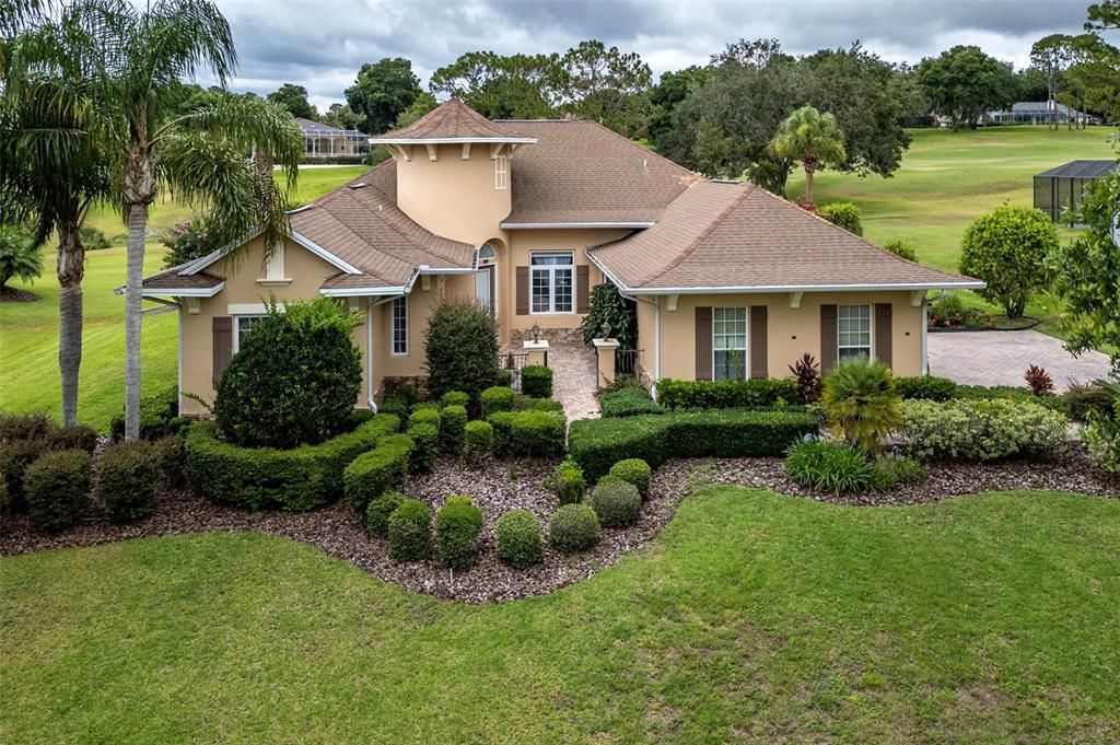 For Sale: $489,000 (3 beds, 2 baths, 2303 Square Feet)