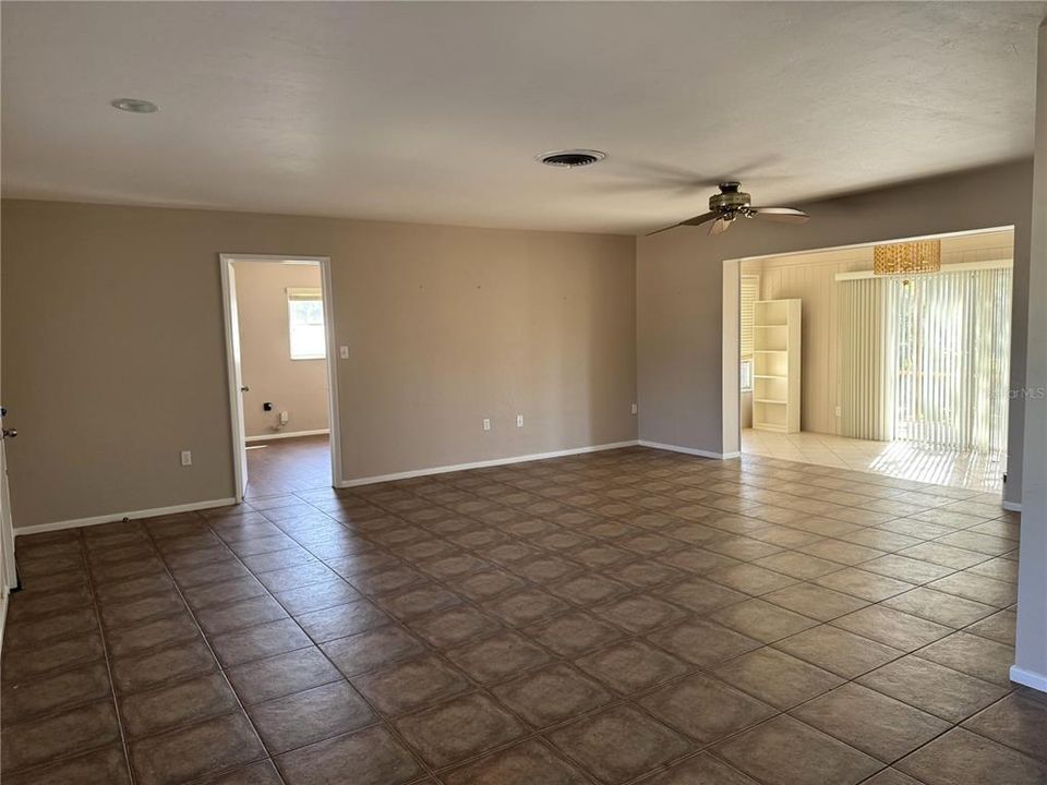 For Rent: $2,550 (2 beds, 2 baths, 1582 Square Feet)