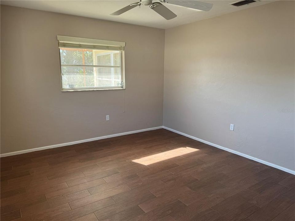 For Rent: $2,550 (2 beds, 2 baths, 1582 Square Feet)