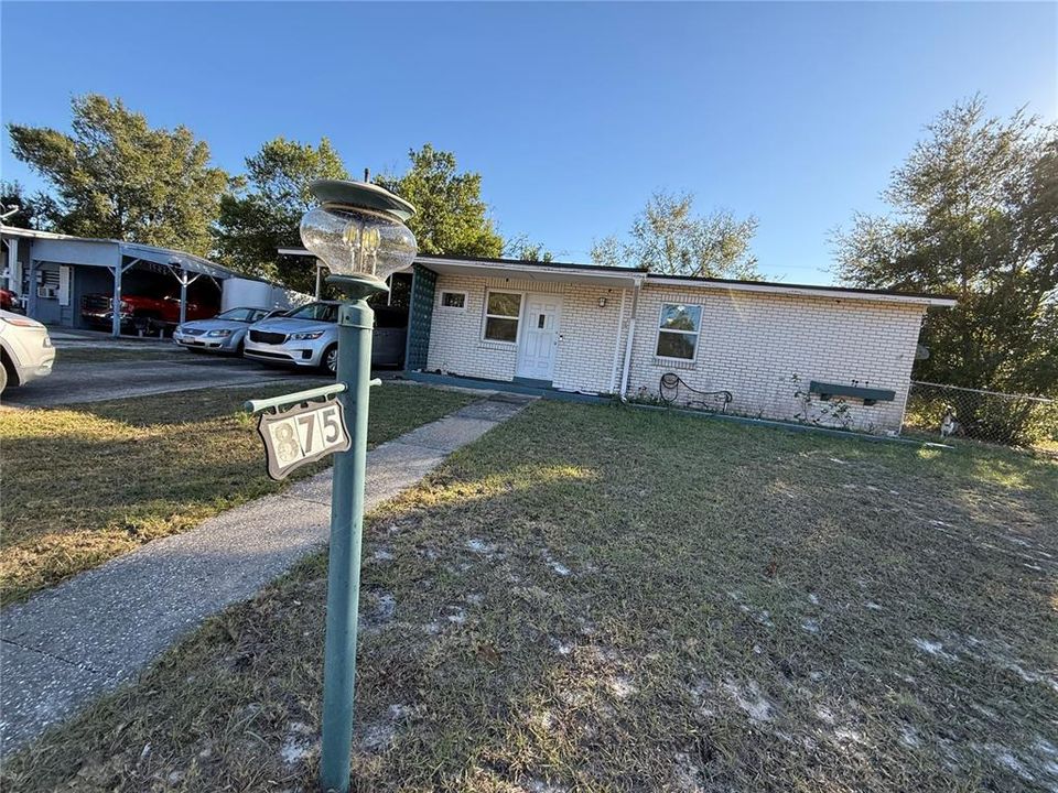 For Sale: $186,000 (3 beds, 1 baths, 940 Square Feet)