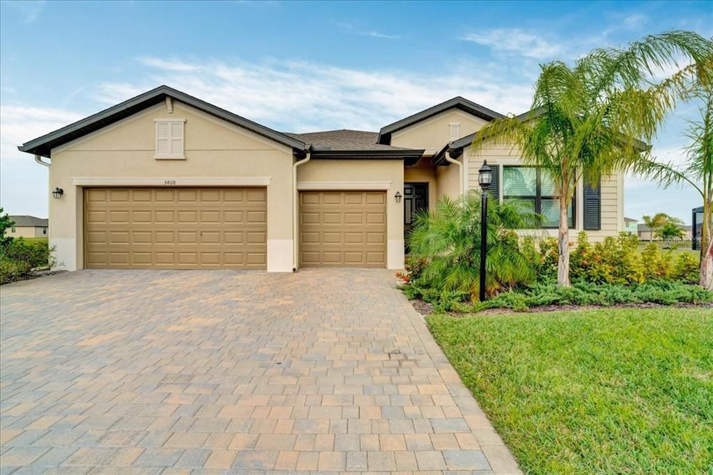 For Sale: $477,200 (4 beds, 3 baths, 2271 Square Feet)