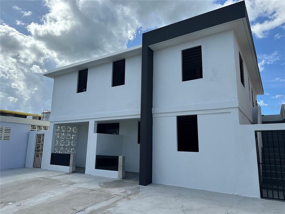 Недавно арендовано: $1,100 (2 спален, 1 ванн, 0 Квадратных фут)