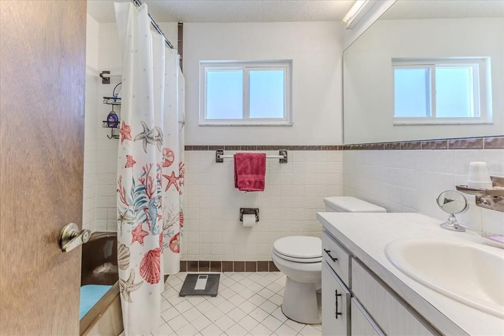 Tub/Shower Combo