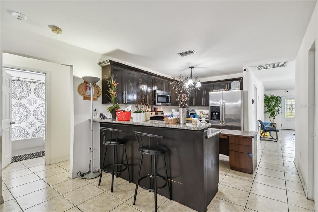 For Sale: $439,000 (3 beds, 2 baths, 1712 Square Feet)