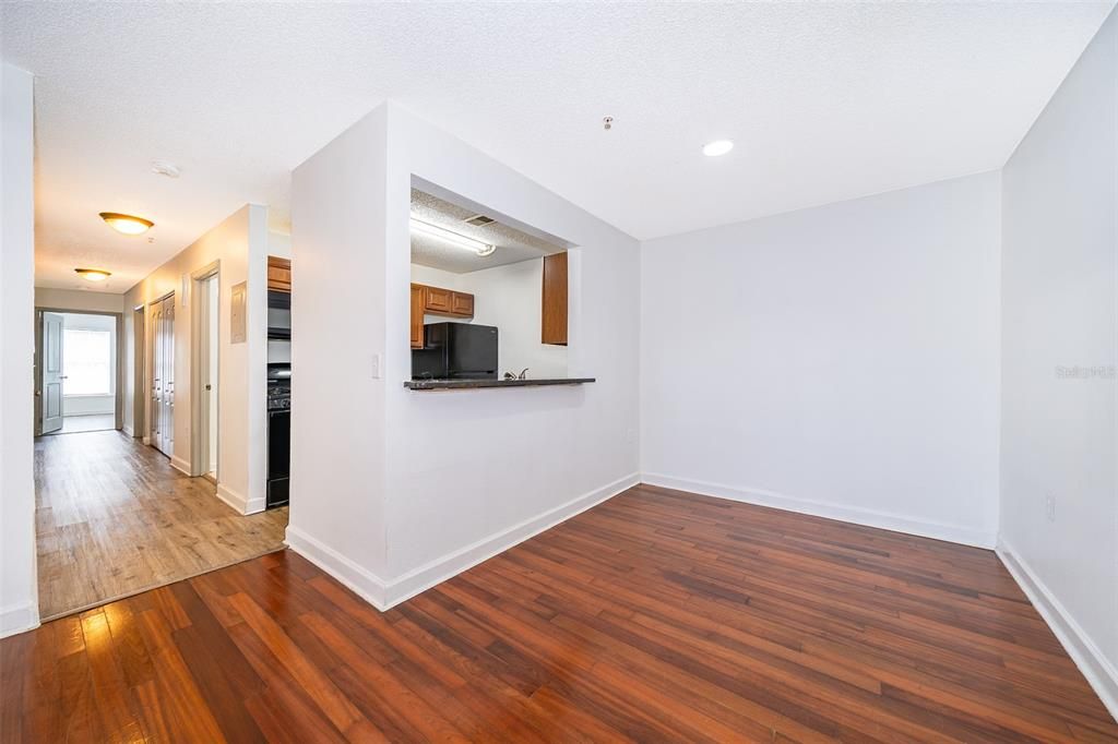 For Sale: $219,990 (3 beds, 2 baths, 1192 Square Feet)