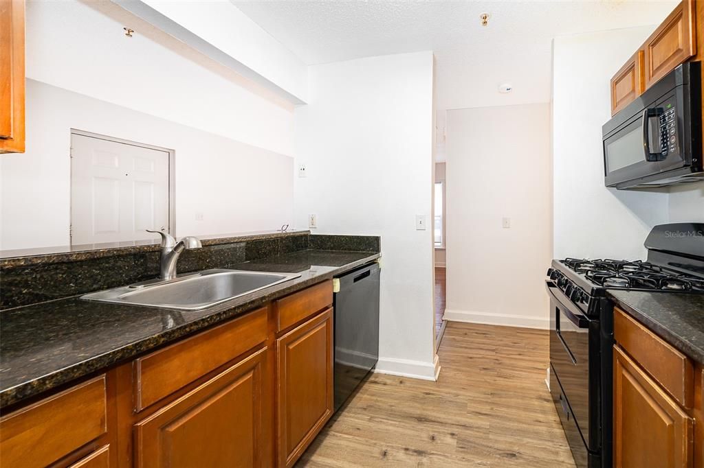 For Sale: $219,990 (3 beds, 2 baths, 1192 Square Feet)