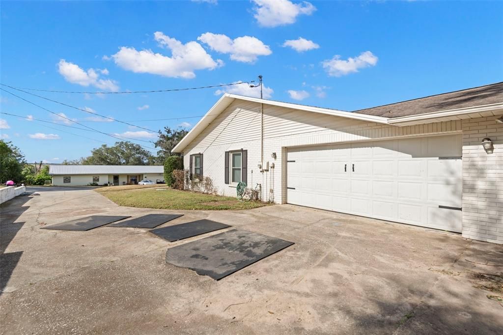 For Sale: $275,000 (3 beds, 2 baths, 1648 Square Feet)