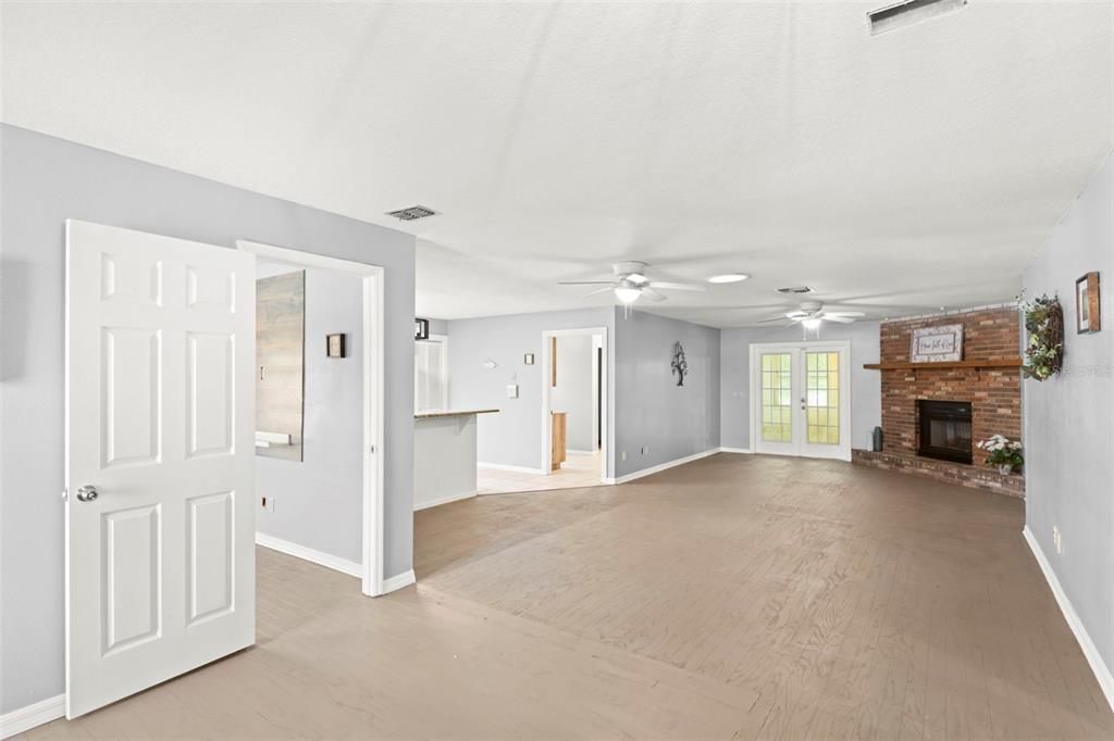 Dining room/Family room