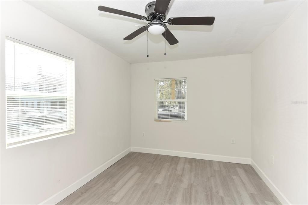 For Sale: $375,000 (3 beds, 2 baths, 2214 Square Feet)