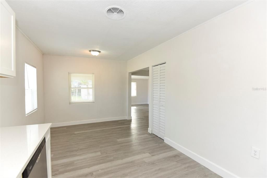 For Sale: $375,000 (3 beds, 2 baths, 2214 Square Feet)