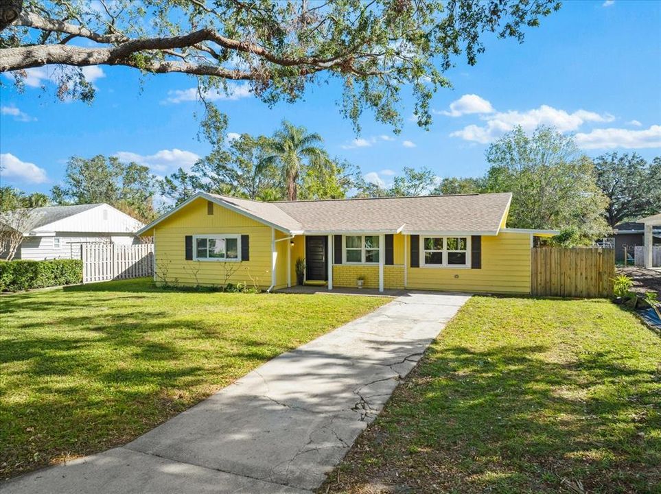 For Sale: $525,000 (3 beds, 2 baths, 1603 Square Feet)