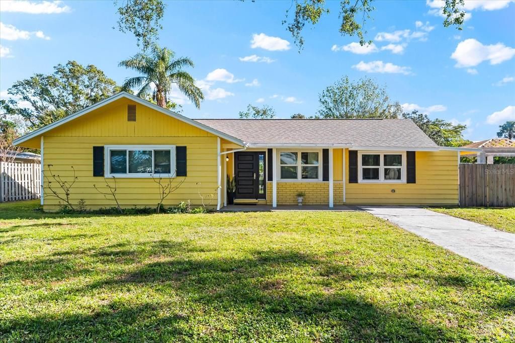 For Sale: $525,000 (3 beds, 2 baths, 1603 Square Feet)