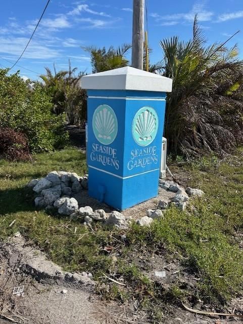 Entrance to Seaside Gardens at 63rd St. and Marina Dr.