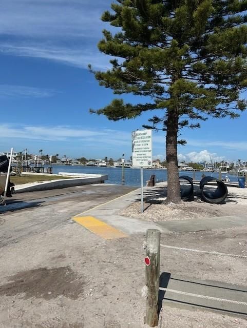 Public Boat Ramp