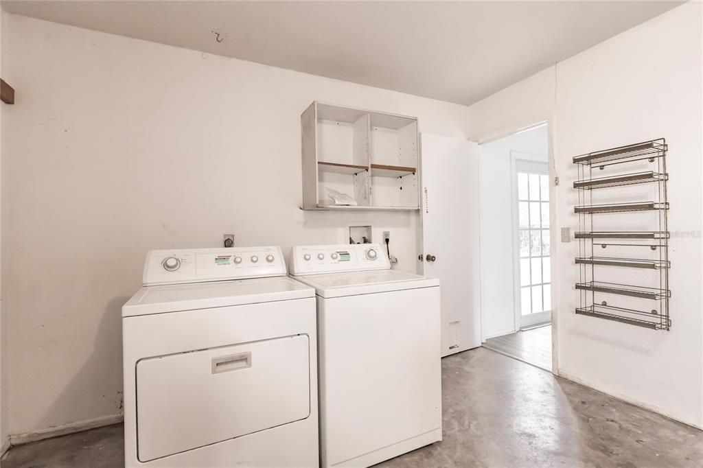 LAUNDRY AREA IN GARAGE