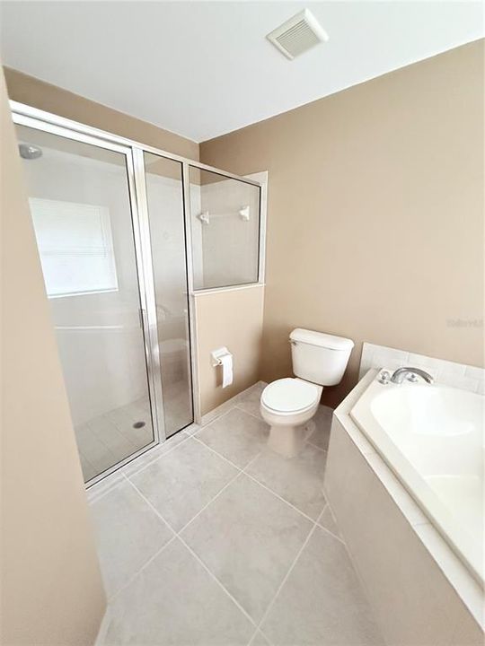 For Sale: $319,900 (3 beds, 2 baths, 1812 Square Feet)