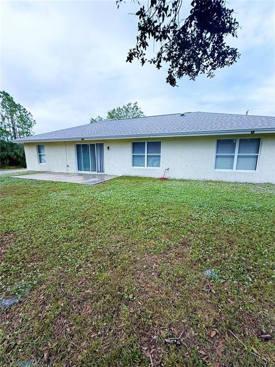 For Sale: $319,900 (3 beds, 2 baths, 1812 Square Feet)